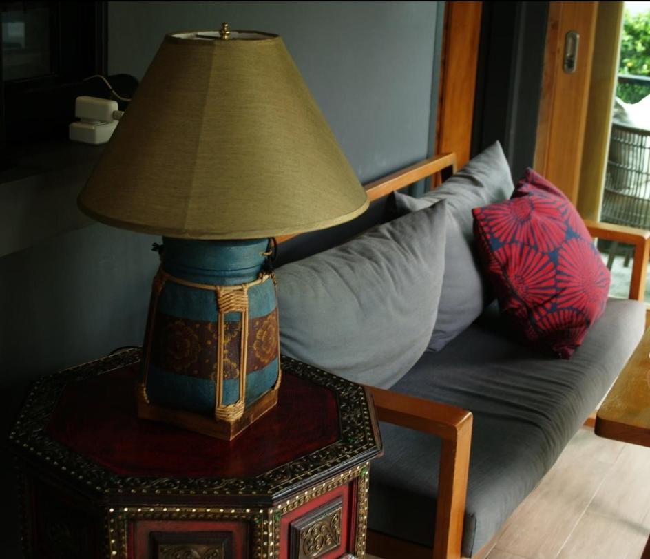 The Lantern Suites Ban Song Hong エクステリア 写真
